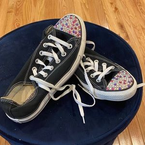 Costume made Converse